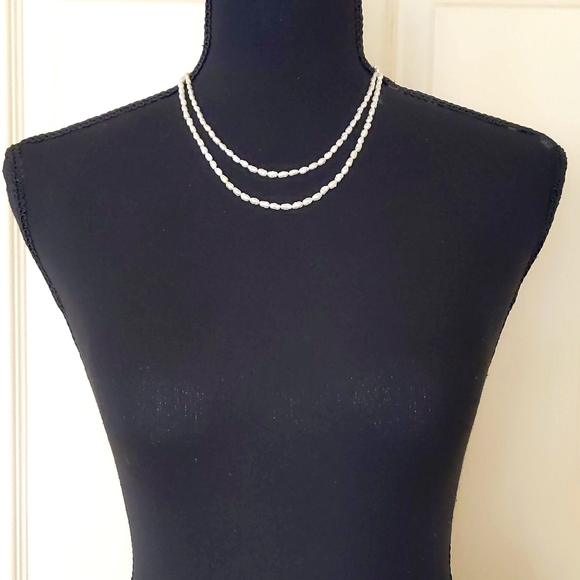 NWOT. Double Strands Natural Freshwater Pearls Necklace. - Picture 3 of 3